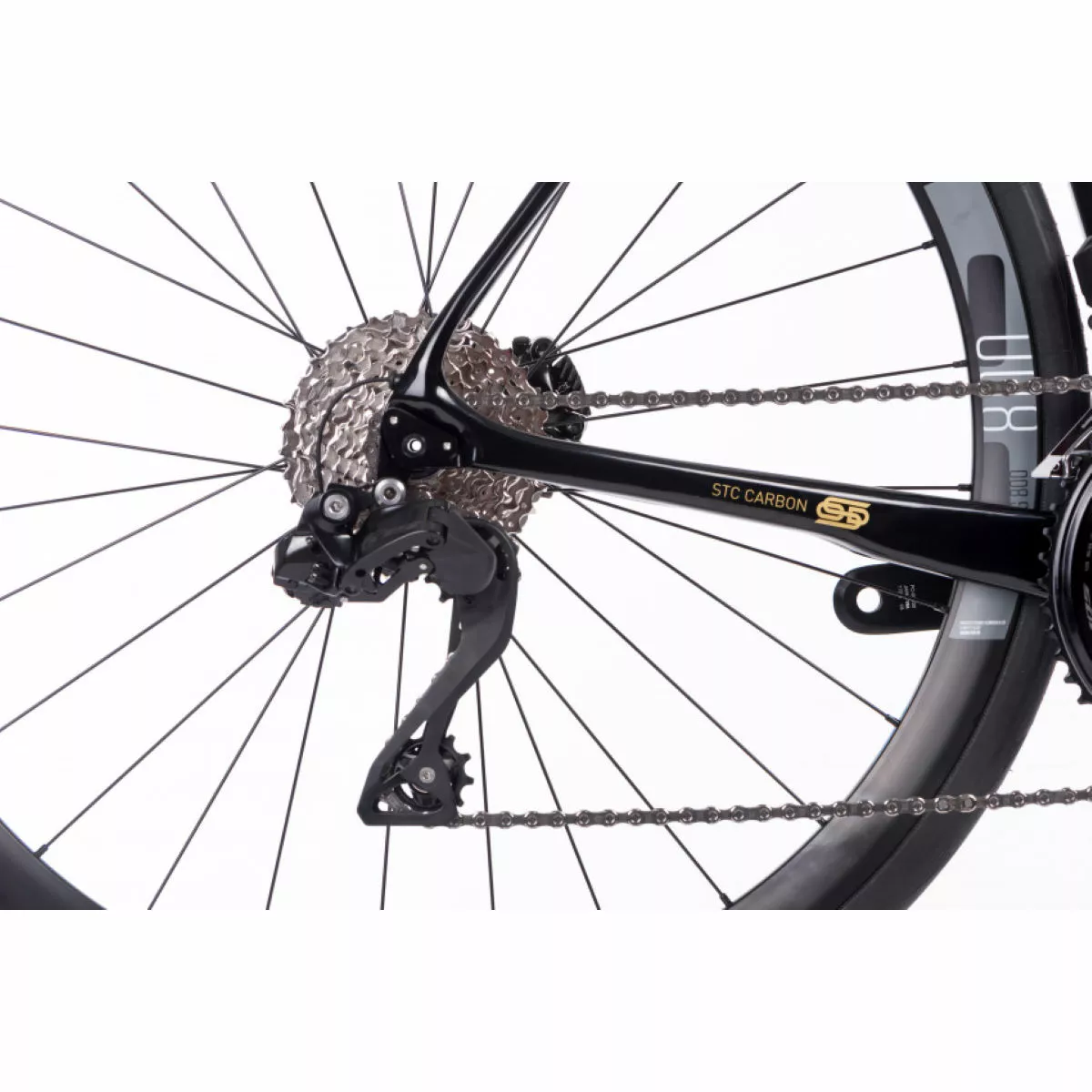 Orro Gold STC 105 Di2 R800DB Road Bike (2023) - Image 5