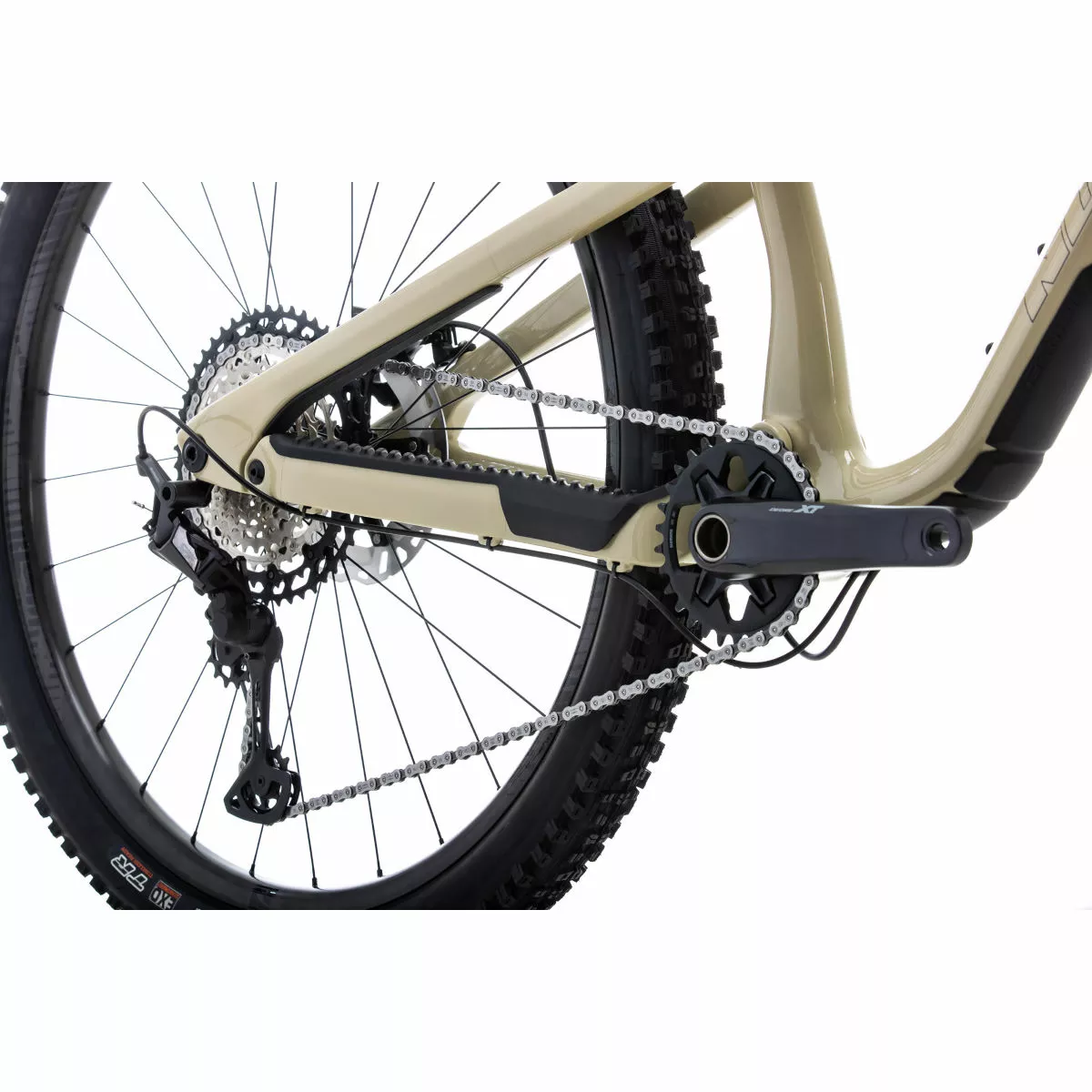 Nukeproof Reactor 290 ST Factory Carbon Bike (XT) - Image 19