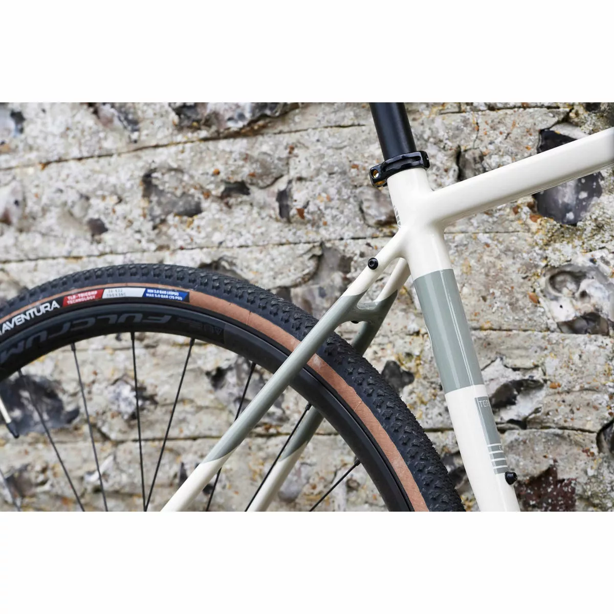 Orro Terra C Sram Apex1 RR9 Gravel Bike (2022) - Image 8