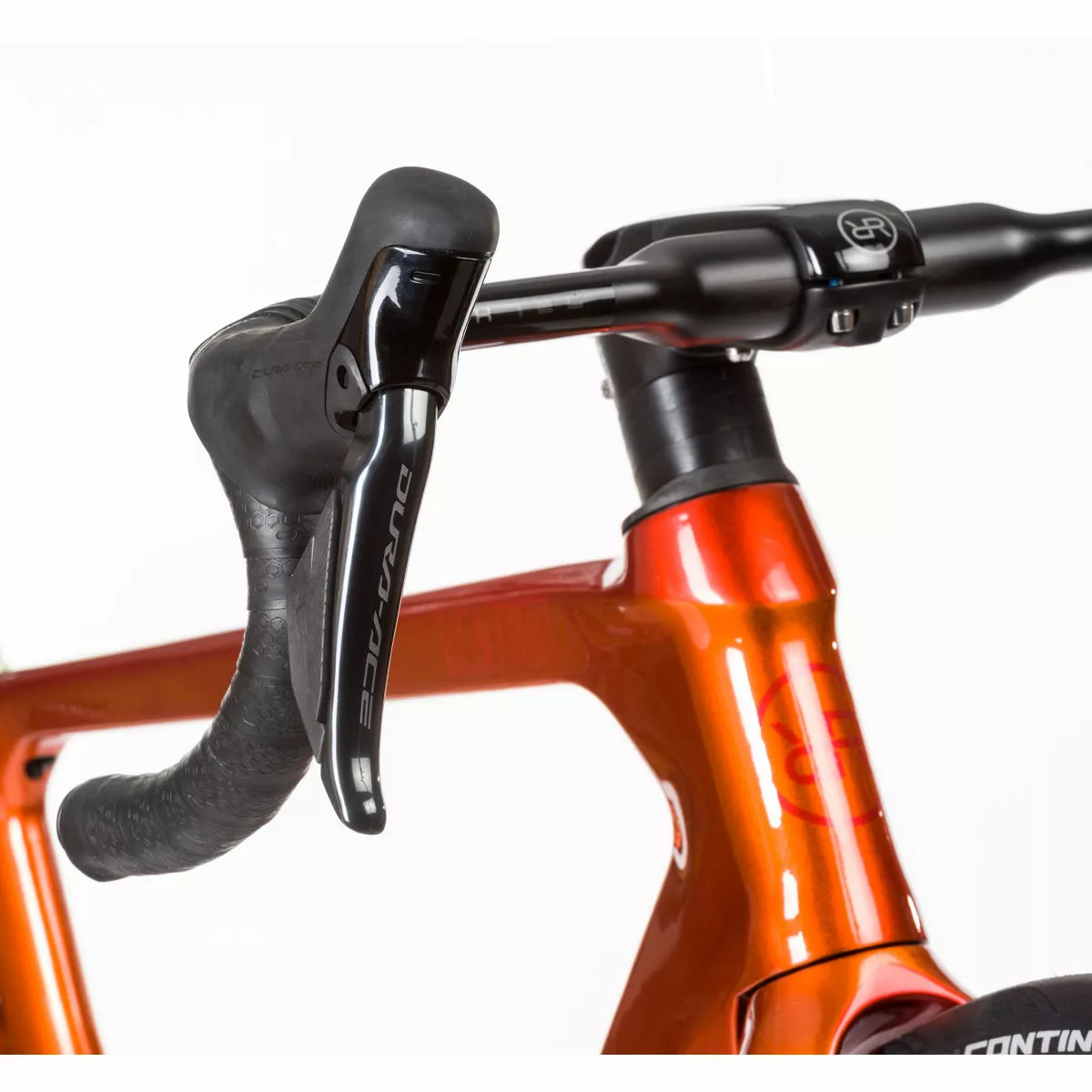 Orro Venturi STC SIG Dura-Ace Di2 Road Bike (2023) - Image 2