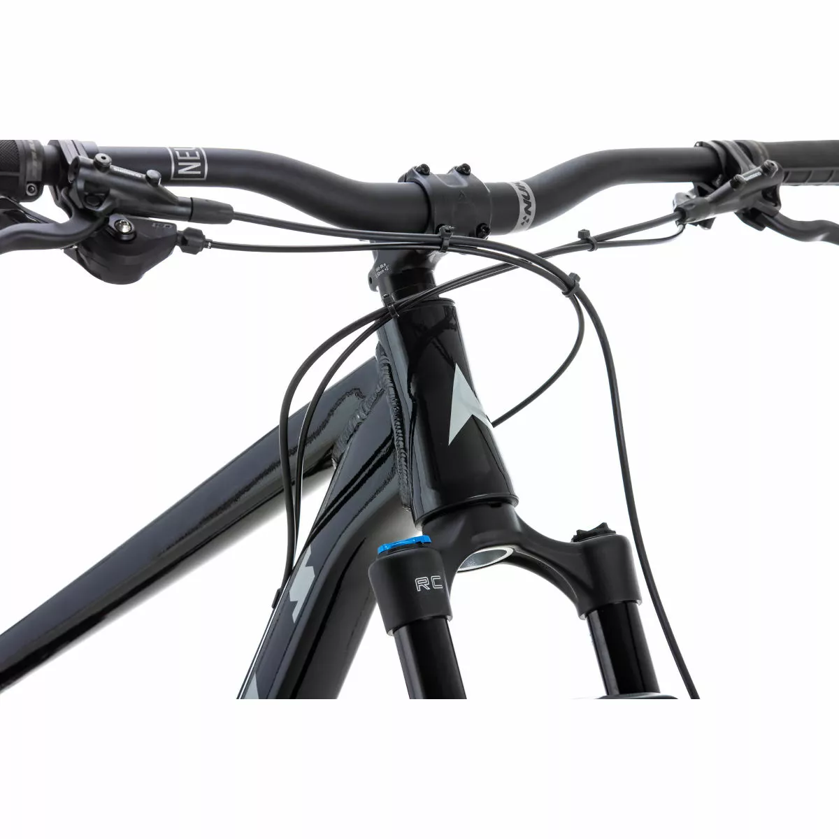 Vitus Mythique 27 VR Mountain Bike - Image 10