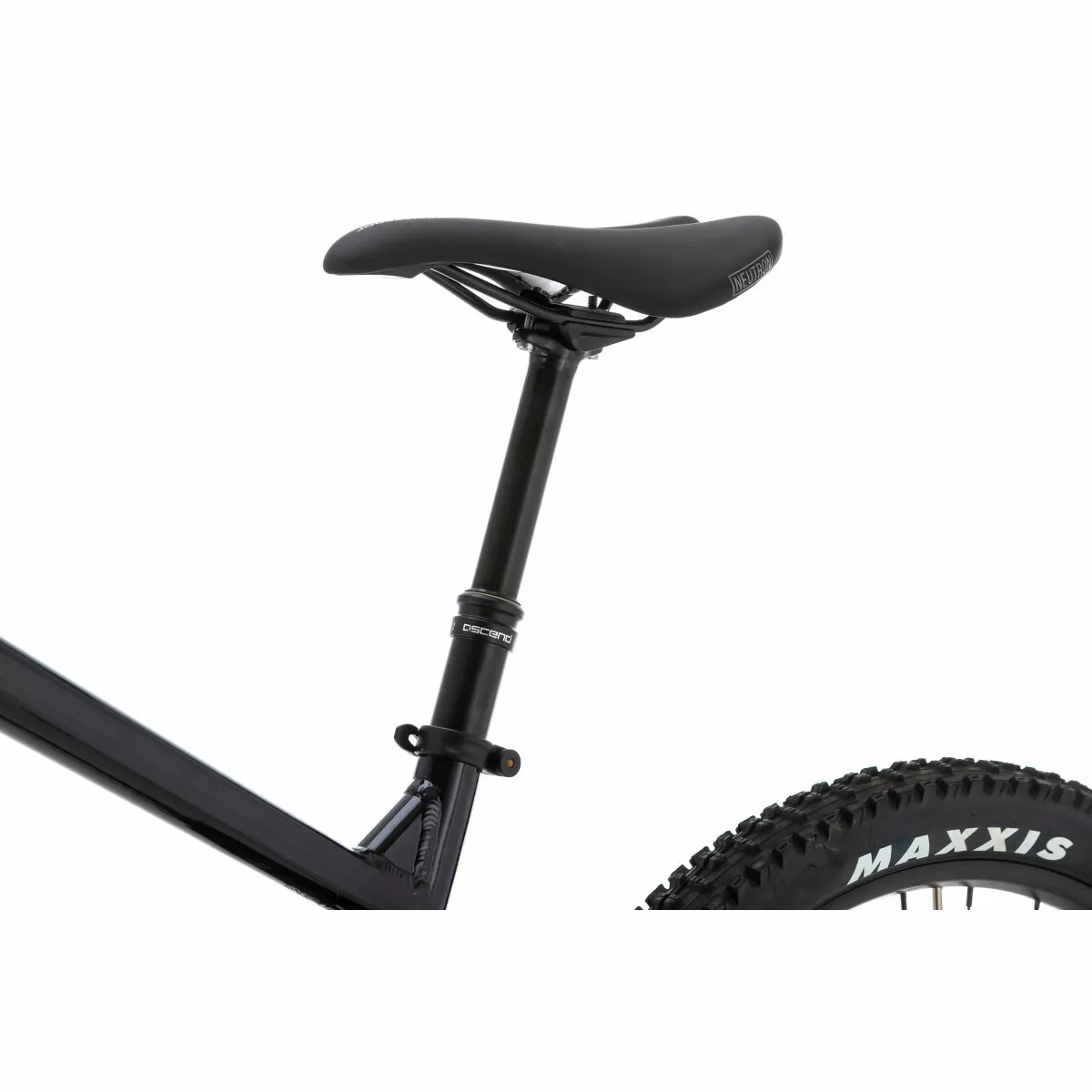 Vitus Mythique 27 VR Mountain Bike - Image 15