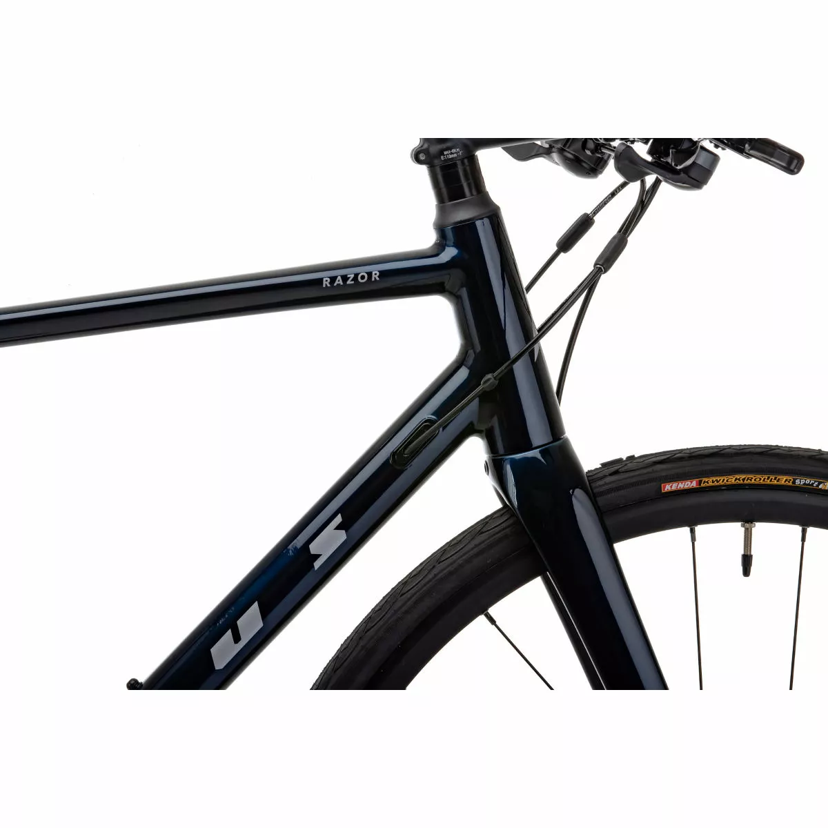 Vitus Razor FB Disc Road Bike (Claris) - Image 7