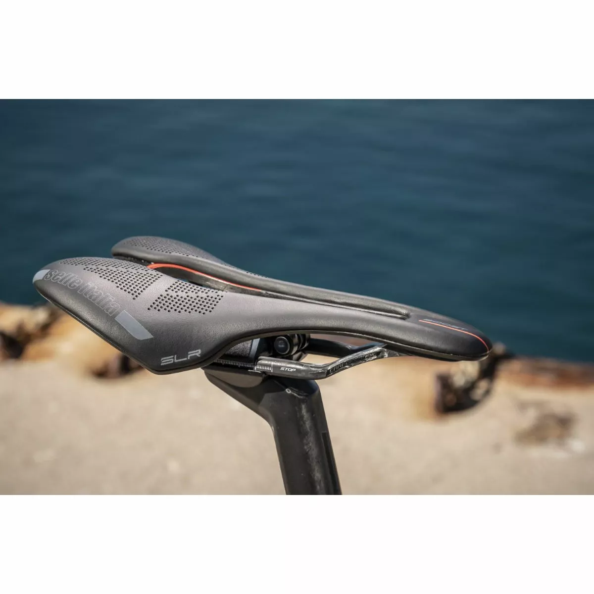 Selle Italia SLR Boost Kit Carbonio Superflow Saddle - Image 3